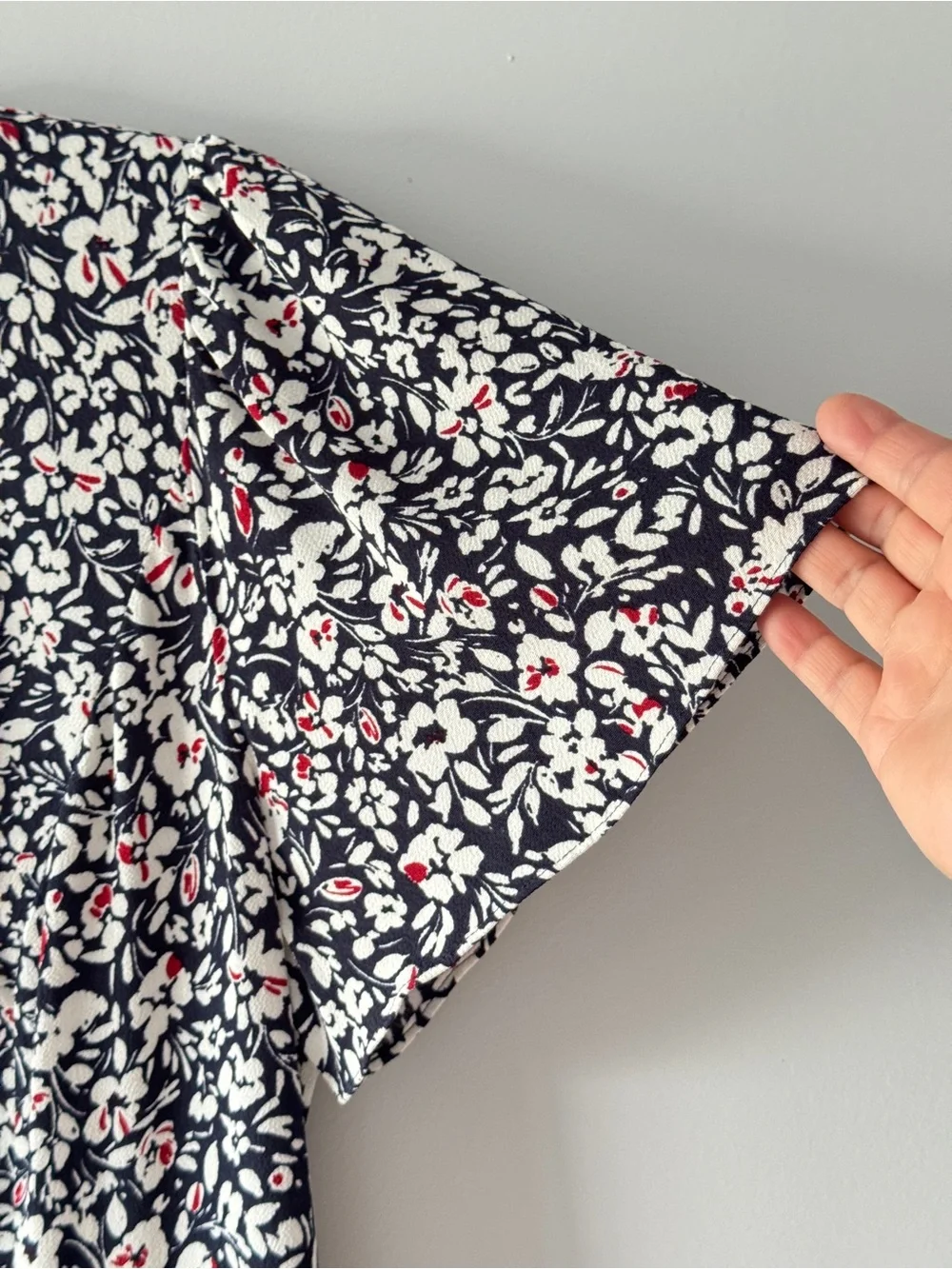NWT Madewell Button-Front Flutter-Sleeve Midi Dress in Floral Sz 8